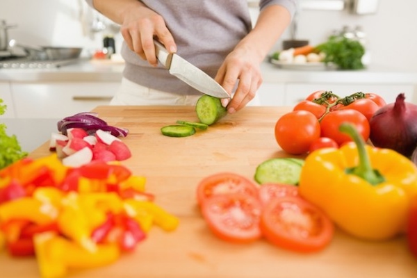 Нужно ли ограничивать питание при желчных камнях? Камни в желчном пузыре у пожилого человека